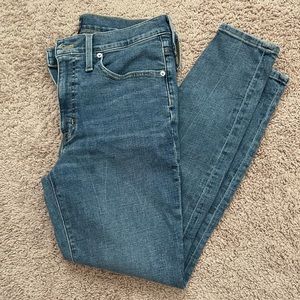 J. Crew women’s 9 inch mid rise skinny size 30